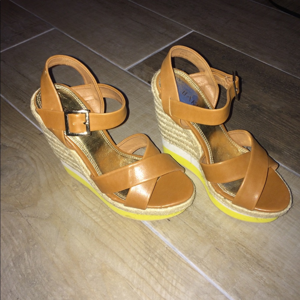 Baker Wedges